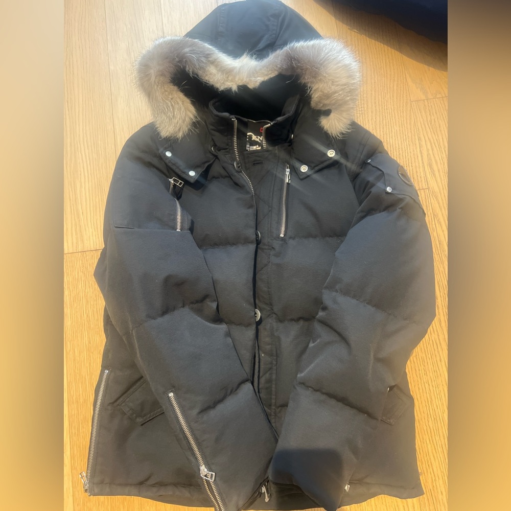 Moose Knuckles
Men's 3Q Puffer Jacket Shearling Trim